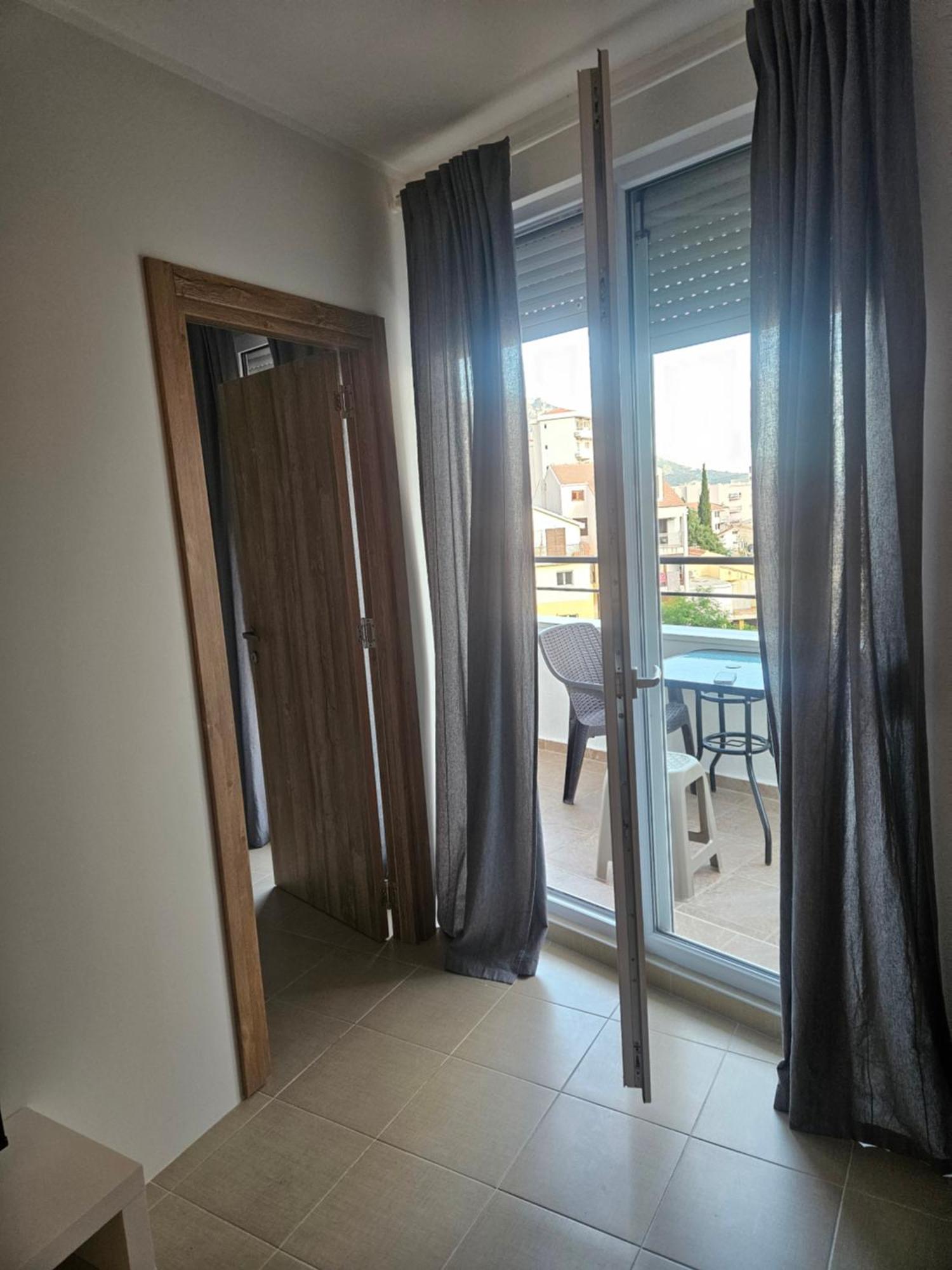 Апартаменти Bella Budva *